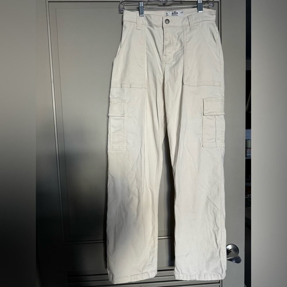 Hollister High-rise Utility Dad Pants!
